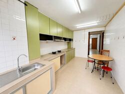 Blk 210 Jurong East Street 21 (Jurong East), HDB 3 Rooms #579763411